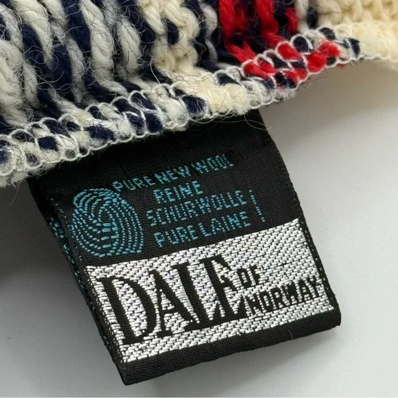 NWOT Dale of Norway Pure New Wool Knit Beanie Cream w/ Navy/Red Accents Vintage - Picture 5 of 7